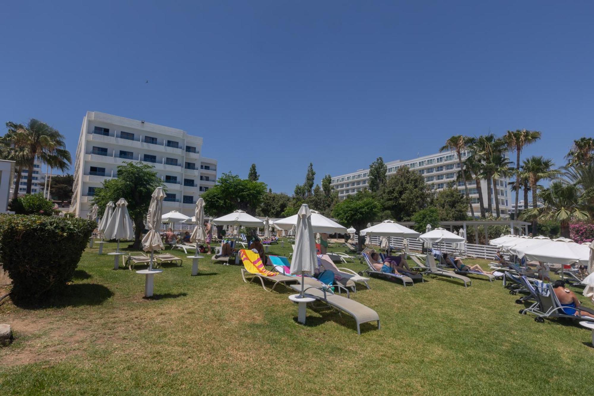 Iliada Beach Hotel プロタラス エクステリア 写真