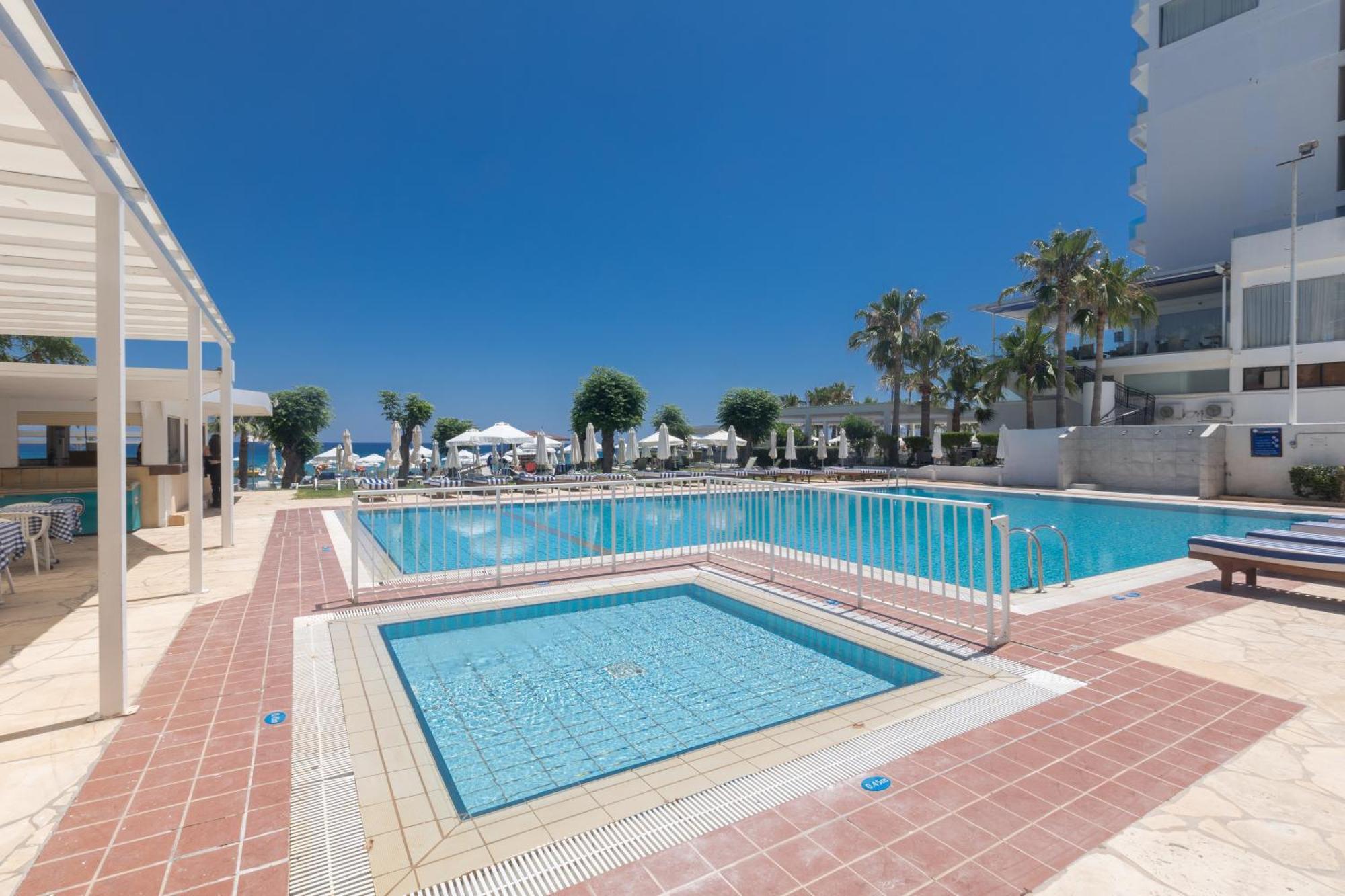 Iliada Beach Hotel プロタラス エクステリア 写真