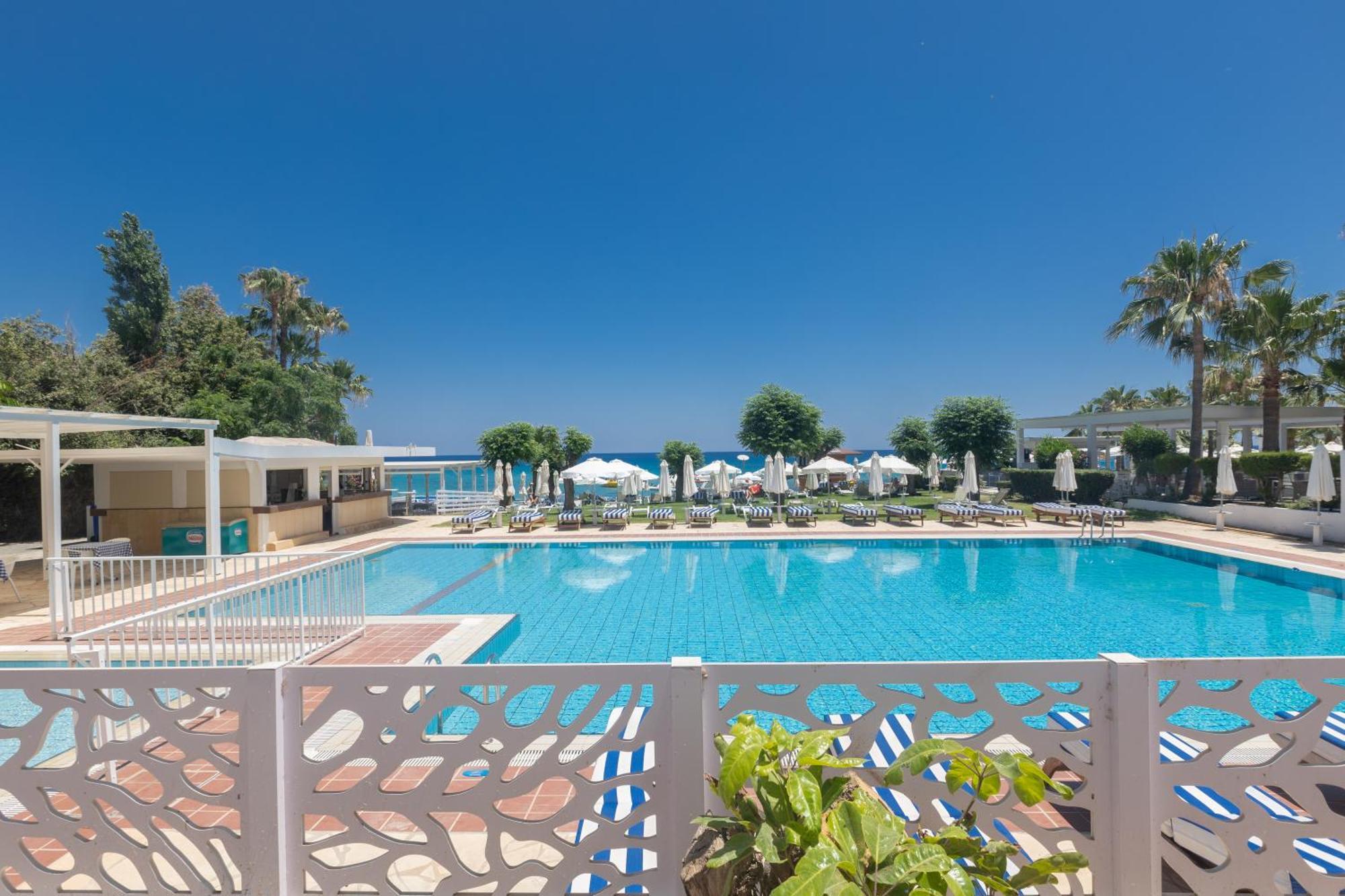 Iliada Beach Hotel プロタラス エクステリア 写真