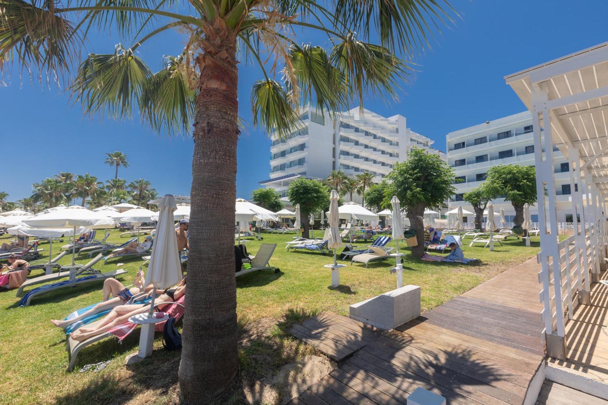 Iliada Beach Hotel プロタラス エクステリア 写真
